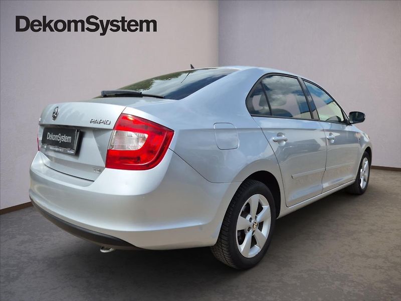 Škoda Rapid 1,6 TDi - fotka 3 z 14