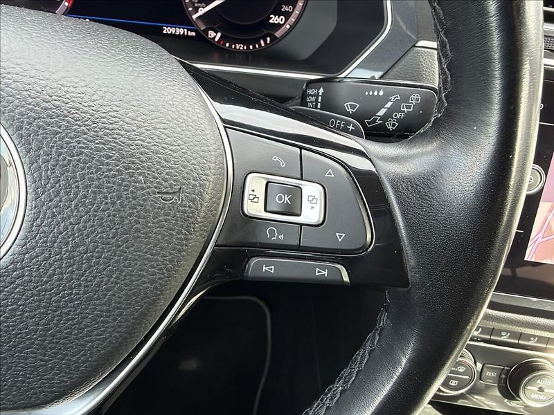 Volkswagen Tiguan Allspace 2.0 TSI 4Motion/Virtual/7míst - fotka 16 z 30