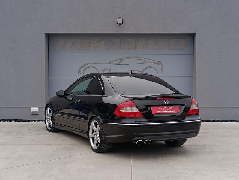 Mercedes-Benz CLK 500 5.5 V8 AMG 7G TRONIC TOP - fotka 9 z 35