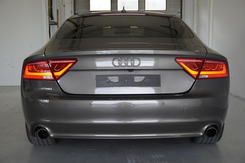 Audi A7 3.0 TFSi QUTTRO S-TRONIC - fotka 9 z 32