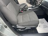 Toyota Auris 1.8i 16v HYBRID AUT SERVIS TOP - náhled 138