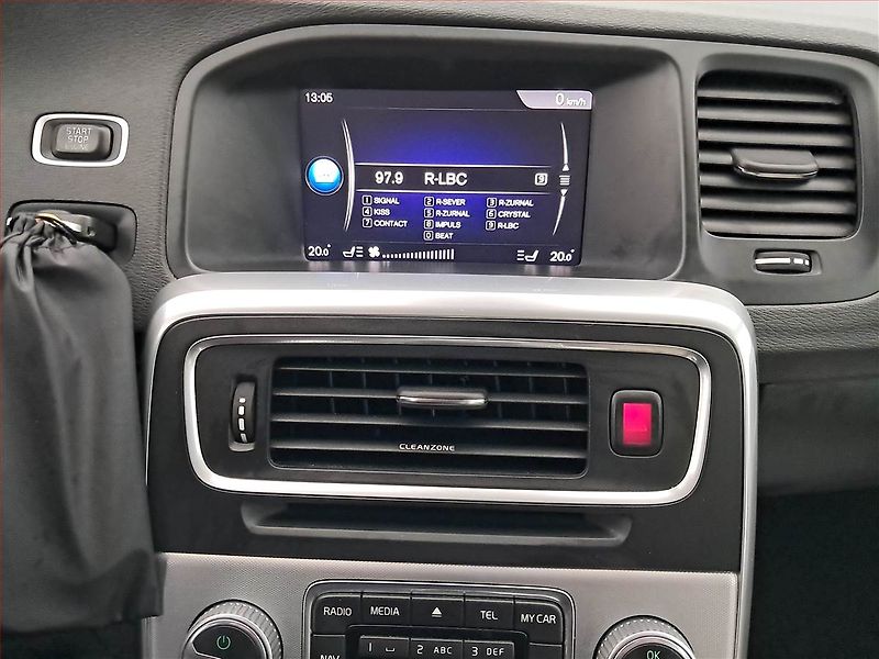Volvo V60 (2017) T6 AWD, 4X4, Automat - fotka 12 z 16