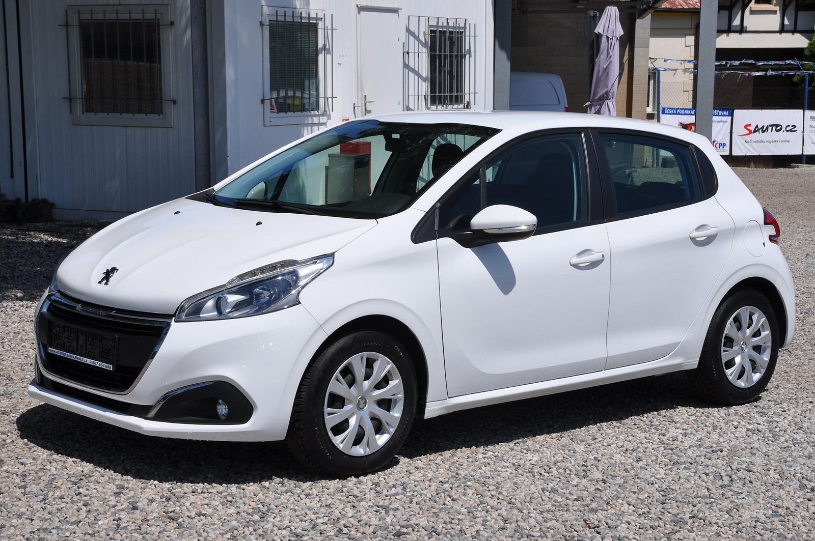 Peugeot 208 1.2i 60kW
