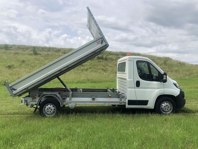 Peugeot Boxer (2020) 2.2HDi najeto pouze 26000 km ! - fotka 4 z 17