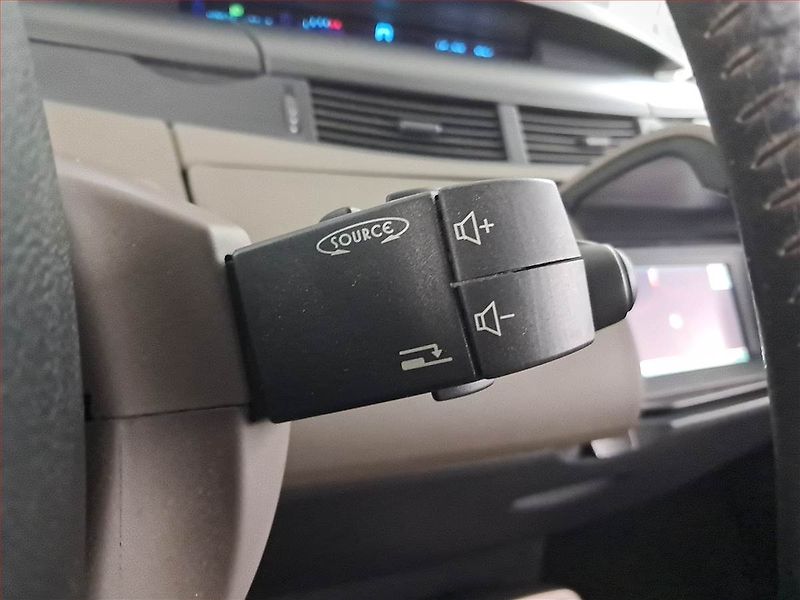 Renault Espace (2005) 1.9 dCi, Tažné, CZ doklady - fotka 19 z 20
