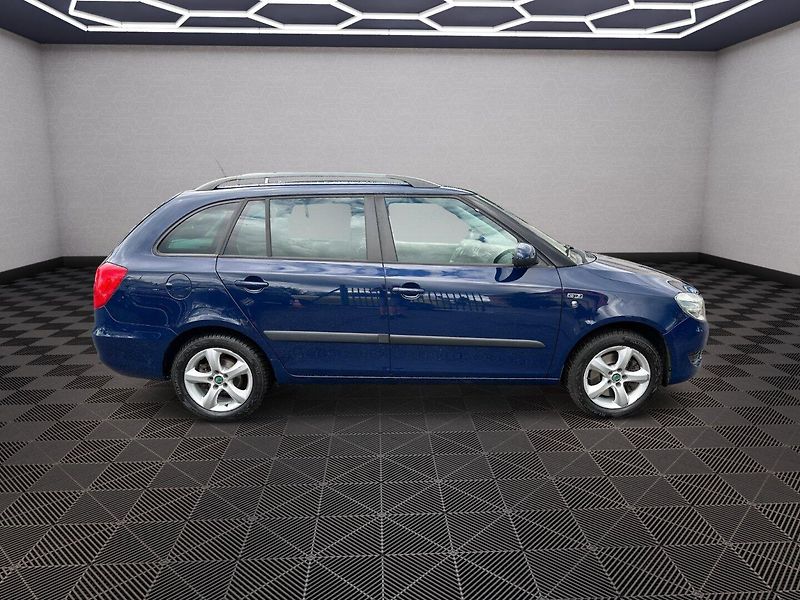Škoda Fabia (2012) 1,2TSI 77KW Family - fotka 8 z 23