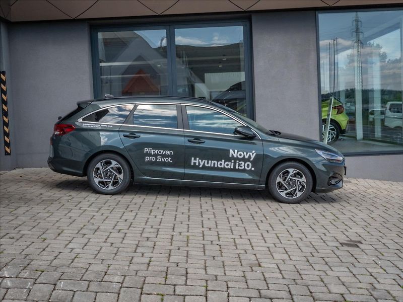 Hyundai i30 1,0 T-GDI MT STYLE - fotka 3 z 14