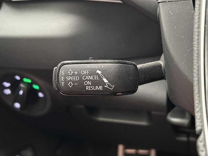 Škoda Karoq 1.5 TSI SportLine - fotka 18 z 31