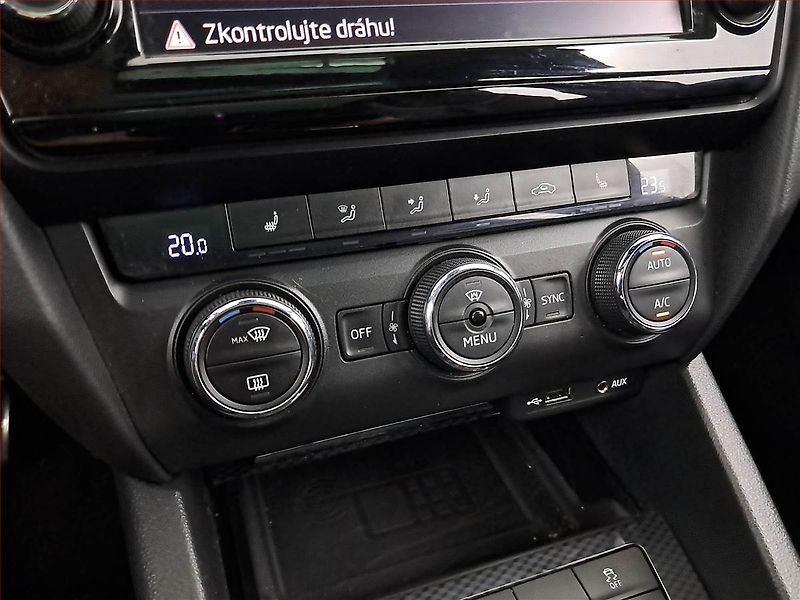 Škoda Octavia (2015) RS 2.0 TDI, Automat, Kůže - fotka 16 z 24