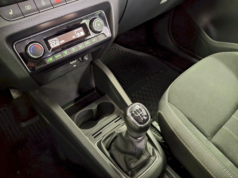 Škoda Fabia (2021) Combi Style 1,0TSi 70kW - fotka 14 z 31