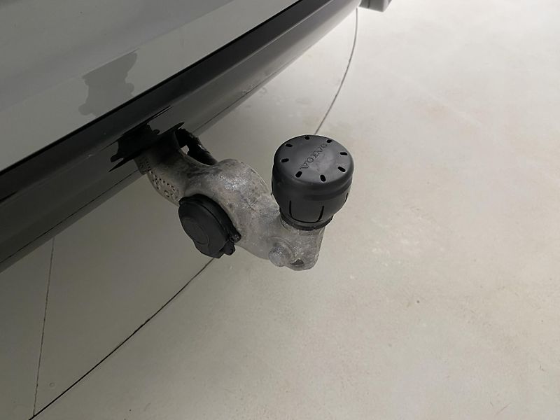 Volvo XC60 T6 AWD PLUG-IN PLUS DARK - fotka 32 z 54