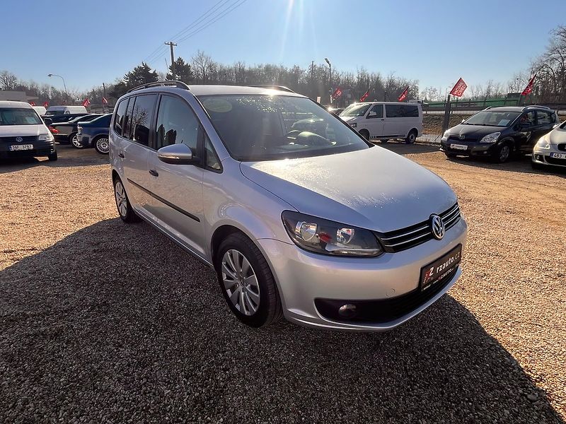 Volkswagen Touran 1.6TDi 77kW*WEBASTO*VÝHŘEV SED - fotka 10 z 34