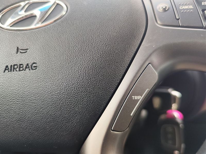 Hyundai ix35 1.7CRDI/85kW 1.Majitel - fotka 23 z 30