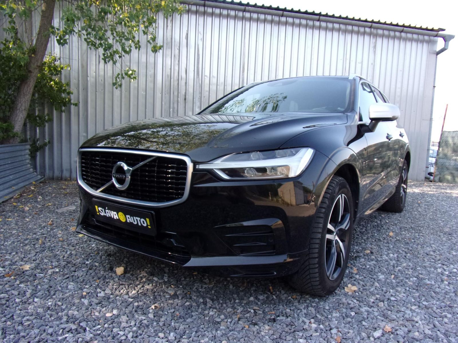 Volvo XC60 2.0D4 140kW AWD R-LINE 148 000