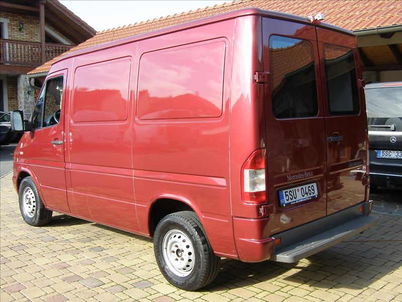 Mercedes-Benz Sprinter 2,2 213CDI/30 KAWA 2.8t - fotka 3 z 15