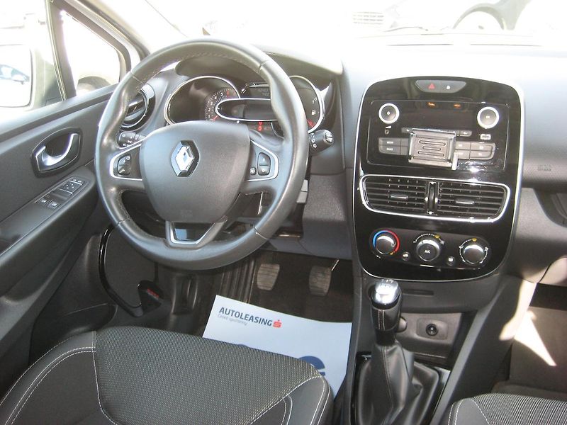Renault Clio 0.9TCe 66 kW!!! 1.maj-DPH-ČR ! - fotka 26 z 32