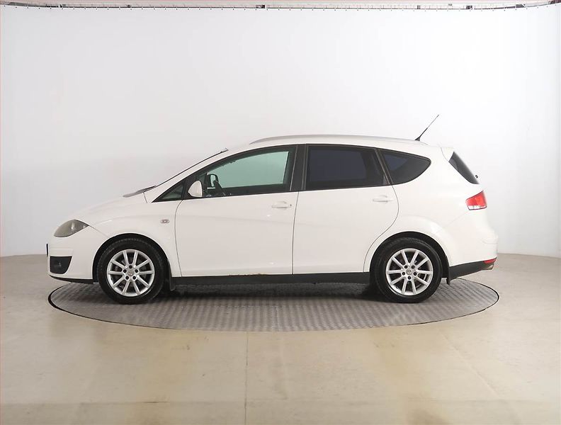 Seat Altea (2013) 1.6 TDI, Automat, Serv.kniha - fotka 3 z 18