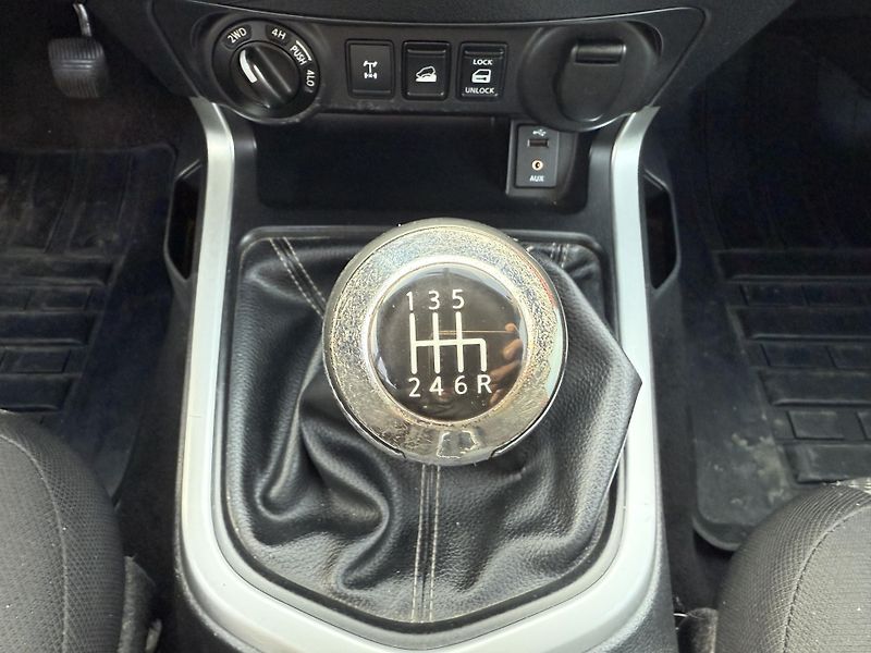 Nissan King Cab 2,3dCi Odpočet DPH - fotka 18 z 25