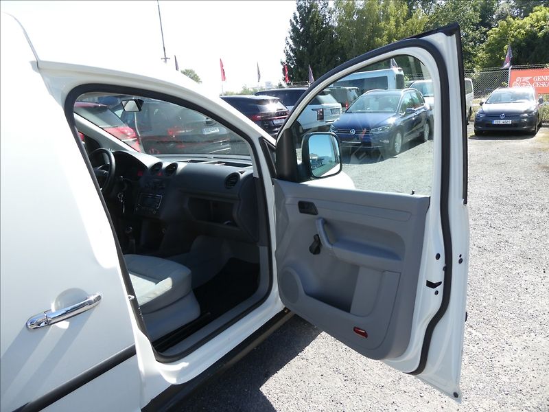 Volkswagen Caddy 2,0 SDi 51kW závěs, po servise - fotka 18 z 23