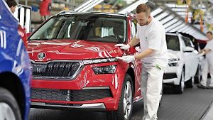 Výroba automobilů ve Škodě-Auto