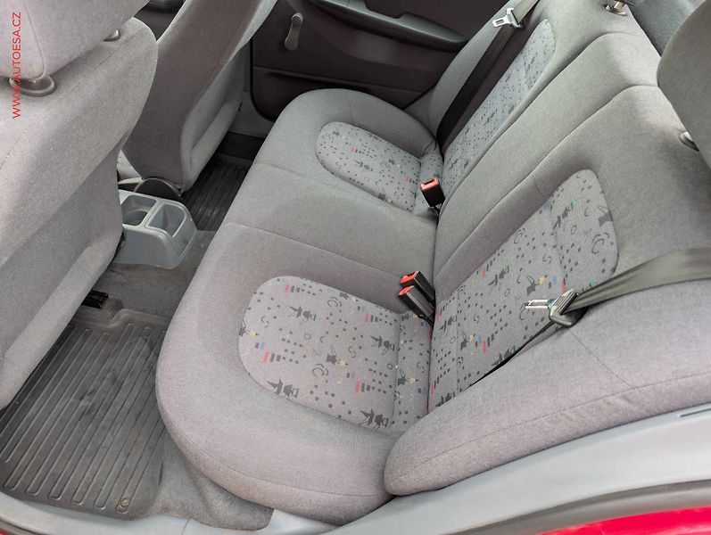 Škoda Fabia (2000) 1.4 MPi, ČR, STK6/28 - fotka 10 z 12