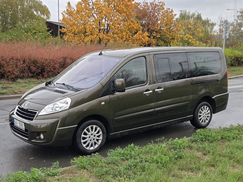 Peugeot Expert Tepee (2014) 2.0 HDI 120Kw Motor 3válce - fotka 2 z 28