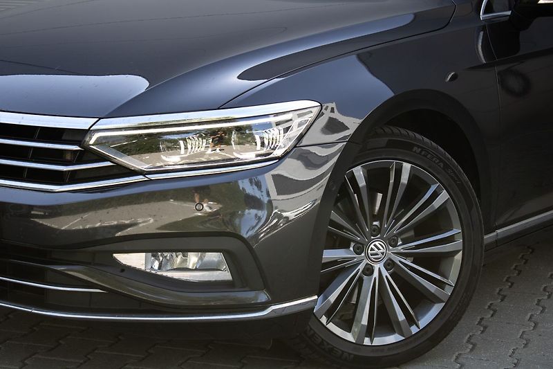 Volkswagen Passat 2.0 TDI DSG / 110kW / A7 - fotka 7 z 33