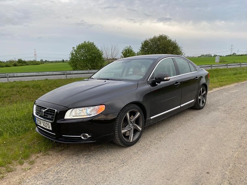 Volvo S80 (2008) Volvo S80 V8 4.4 - fotka 15 z 19