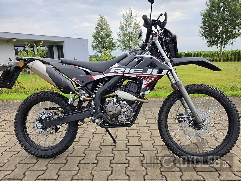 Rieju Marathon 125 Pro (2024) - fotka 1 z 13