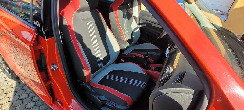 Škoda Fabia (2017) 3 Monte Carlo 1,2TSi 66kW  - fotka 16 z 40