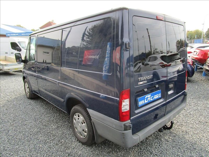 Ford Transit 260S 2.2TDCi Klima, 6 míst - fotka 6 z 39