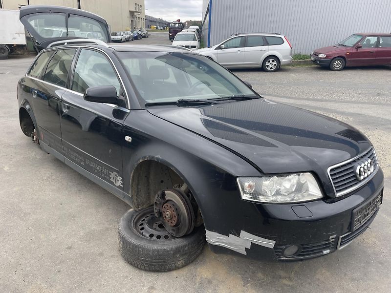 Audi A4 Avant 2.5 TDI 120Kw NÁHRADNÍ DÍLY - fotka 4 z 8