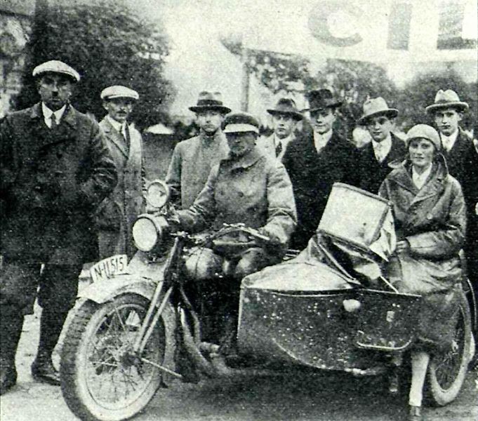 Nádherně zrenovovaný motocykl Praga BD 500 DOHC byl k vidění při nedávném srazu historických vozidel v severočeském Terezíně.