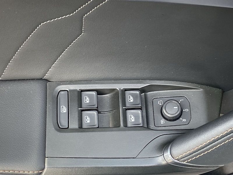 Cupra Formentor (2023) 1.5 TSI - fotka 14 z 36