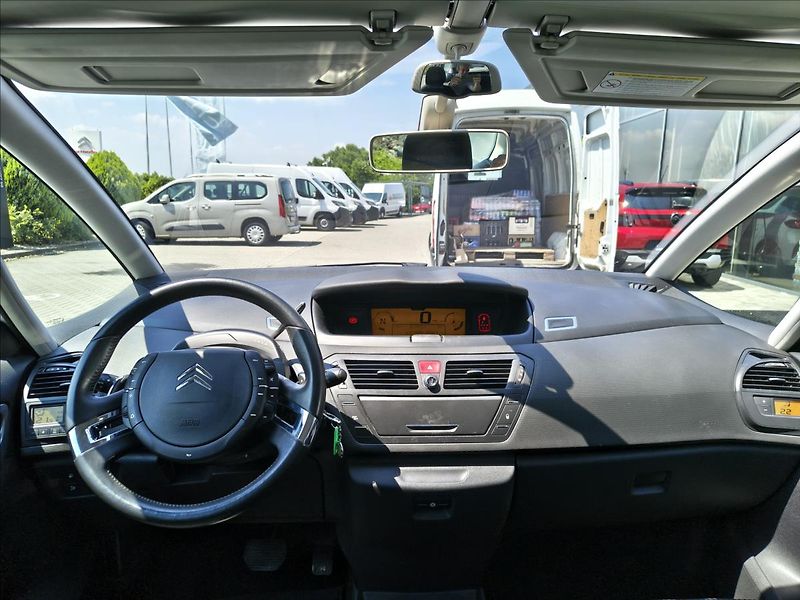 Citroën C4 Picasso 1,6   BMP HDI 7 míst - fotka 2 z 15