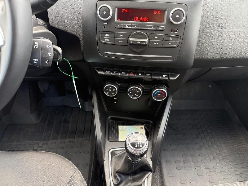 Dacia Duster (2021) COMFORT 1.5TBdCi 84kW 4x4 CZ  - fotka 10 z 11