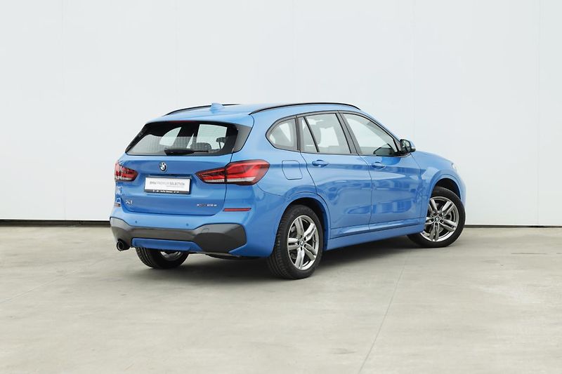 BMW X1 xDrive25e - fotka 4 z 9
