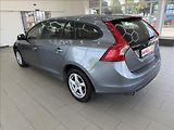 Volvo V60 2,0 D, Automat, pouze 93tkm - náhled 2