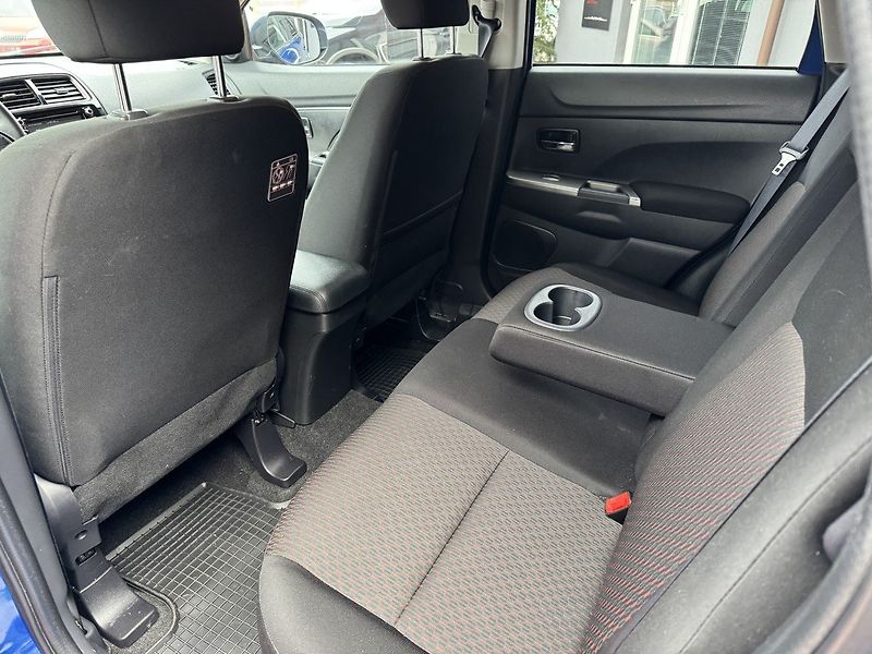Mitsubishi ASX (2018) 1.6i Mivec Xenony Navi Kamera - fotka 21 z 48