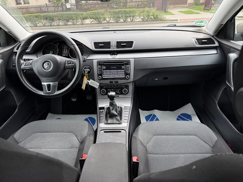 Volkswagen Passat 1.4 TSI ALU VYHR.PR SKLO. - fotka 9 z 11