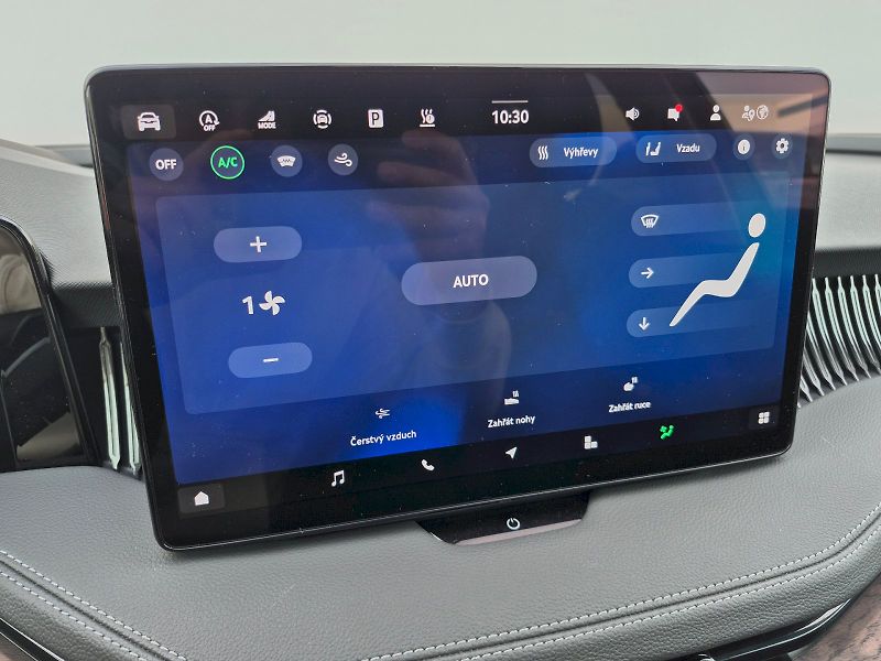 Škoda Superb (2025) Laurin & Klement 2.0 TDI 142kW - fotka 17 z 33