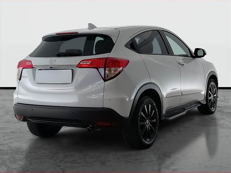 Honda HR-V (2019) Elegance 1.5 i-VTEC, ČR,1.maj - fotka 5 z 20