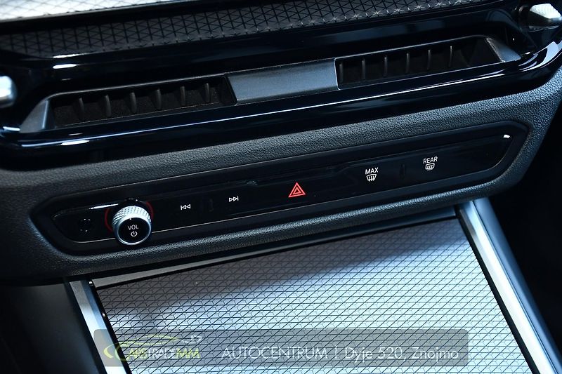BMW M3 COMP.HUD H/K CARBON CERAMIC ČR - fotka 32 z 62