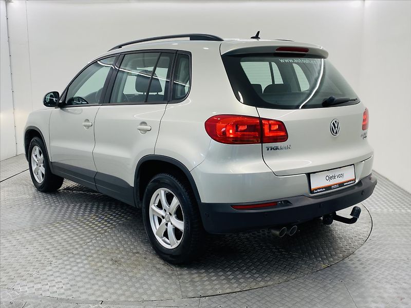 Volkswagen Tiguan 2,0 TDI 81 kW - fotka 25 z 27