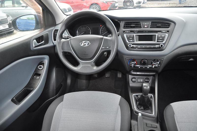 Hyundai i20 1.2i 55kW Klima - fotka 5 z 13