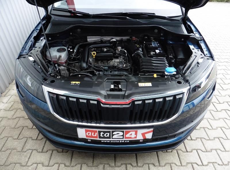 Škoda Karoq 1,0 TSi Style, Navi, Kamera, V - fotka 19 z 19