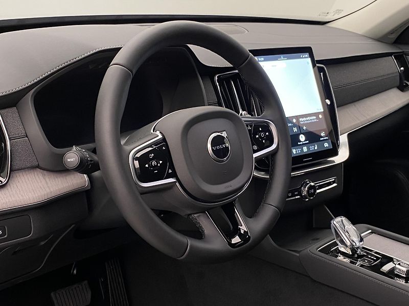 Volvo XC90 (2026) B5 AWD AUT BRIGHT PLUS 7míst - fotka 4 z 73