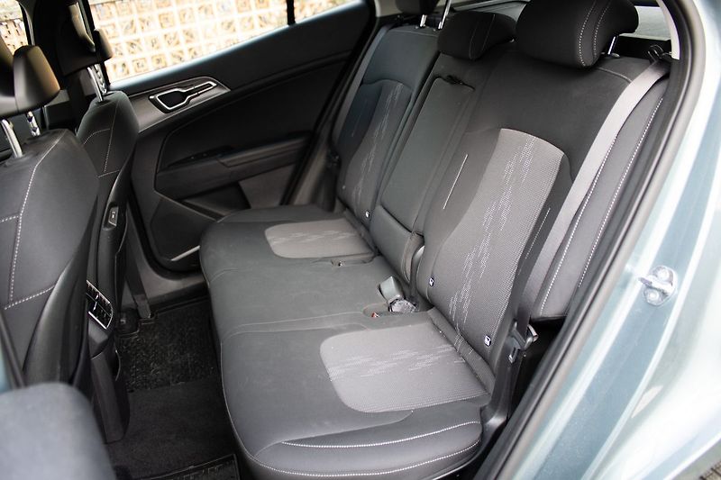 Kia Sportage 100% stav, servis - fotka 31 z 35