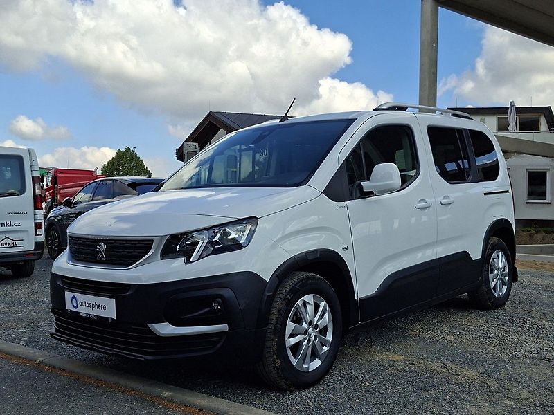 Peugeot Rifter ACTIVE 1.2 PT 110k M6 - fotka 1 z 22
