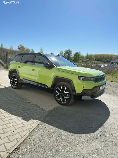 Jeep Compass (2026) First Edition Electric 213k - fotka 3 z 11